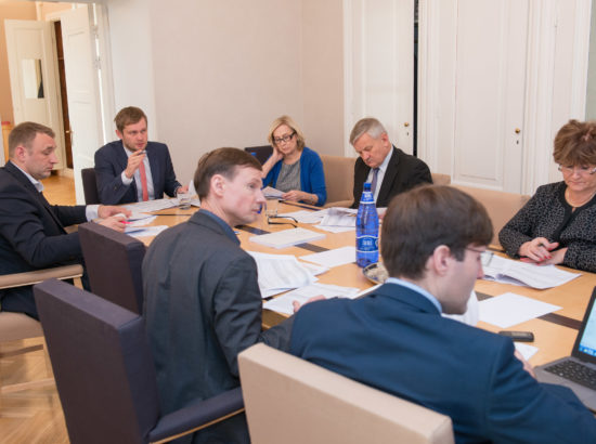 Komisjoni istung, 7. detsember 2015